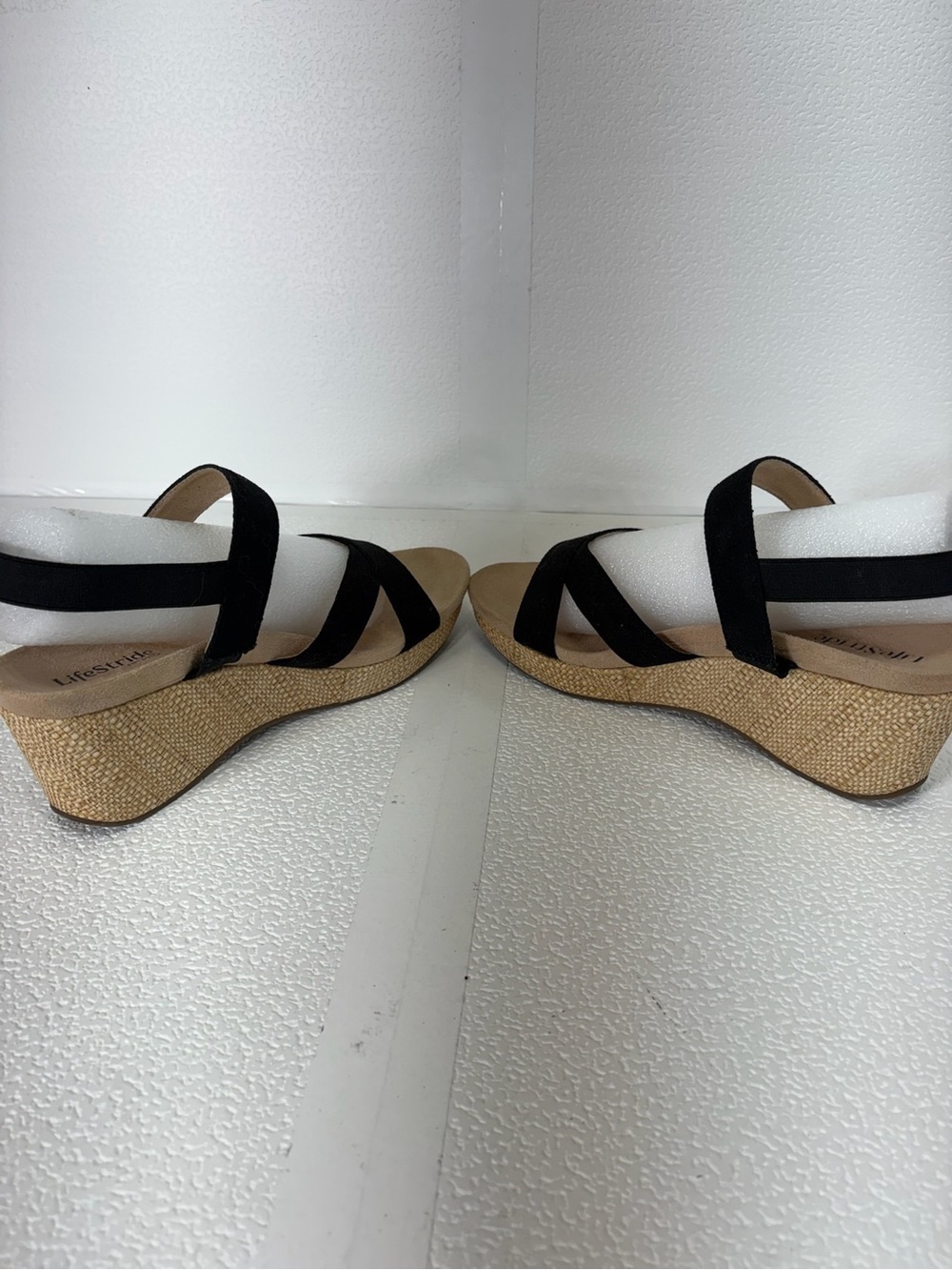 Life Stride Black Cross-Strap Wedge Sandals s317 - Picture 3 of 6
